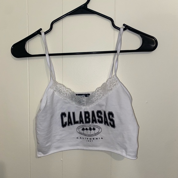 WHITE TANK CROP - Picture 2 of 3